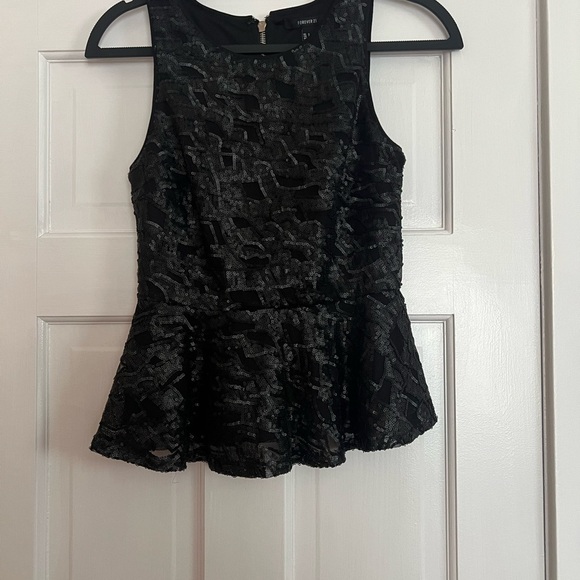 #46 FOREVER 21 • SEQUIN PEPLUM TANK TOP - Picture 1 of 5